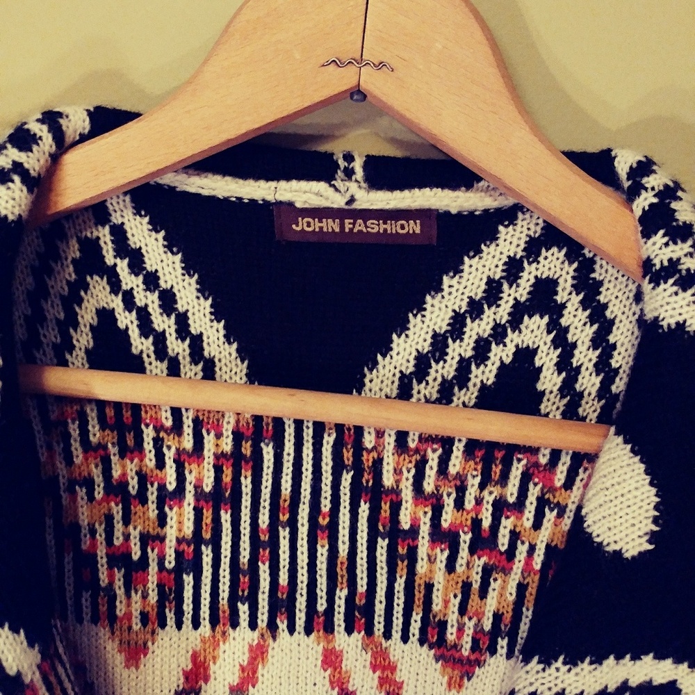Open-Front Geometric Pattern Cardigan Sweater - Cream & Rust - Picture 2 of 8